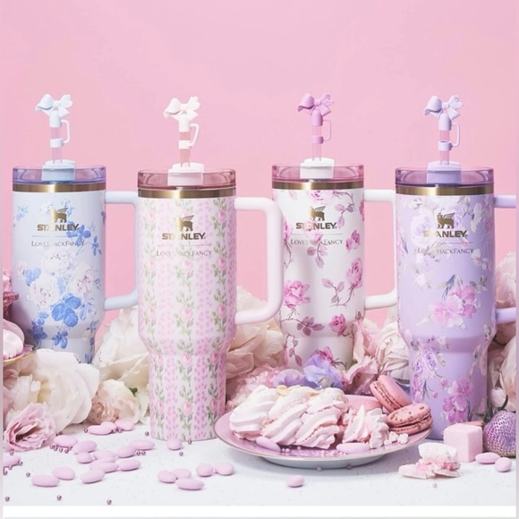 Stanley X LoveShackFancy 40oz Quencher Everblooming Rosettes NEVER Opened - Picture 6 of 8